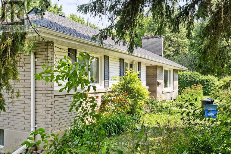 29339480/467-469-braydon-avenue/riverview-park/ottawa/ontario/K1G0W7_9