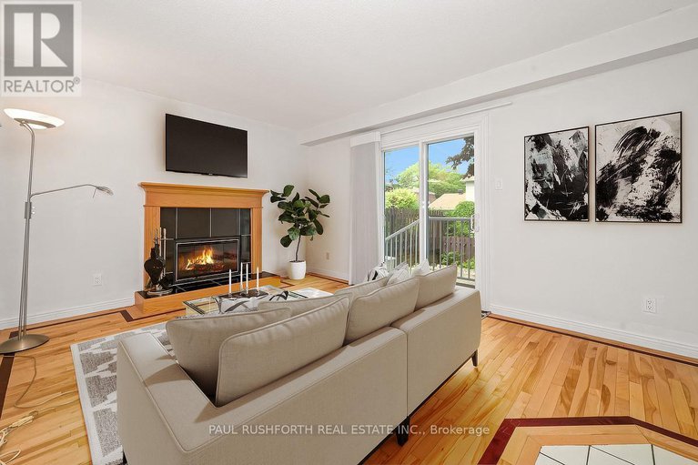 29049855/89-hawk-crescent/hunt-clubwestern-community/ottawa/ontario/K1V9G8_13