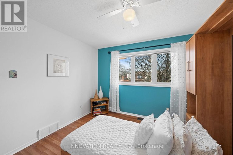 29591600/2056-wildflower-drive/queenswood-heights-south/ottawa/ontario/K1E3R3_26