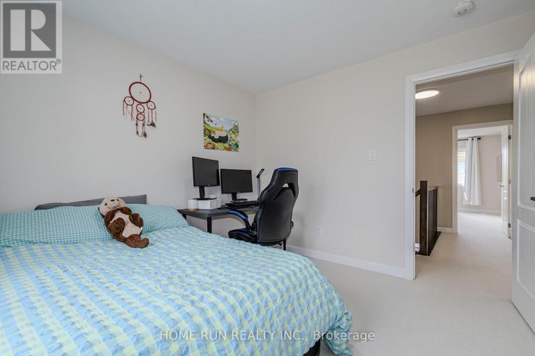 28407029/102-asper-trail-circle/emerald-meadowstrailwest/ottawa/ontario/K2M0L1_32