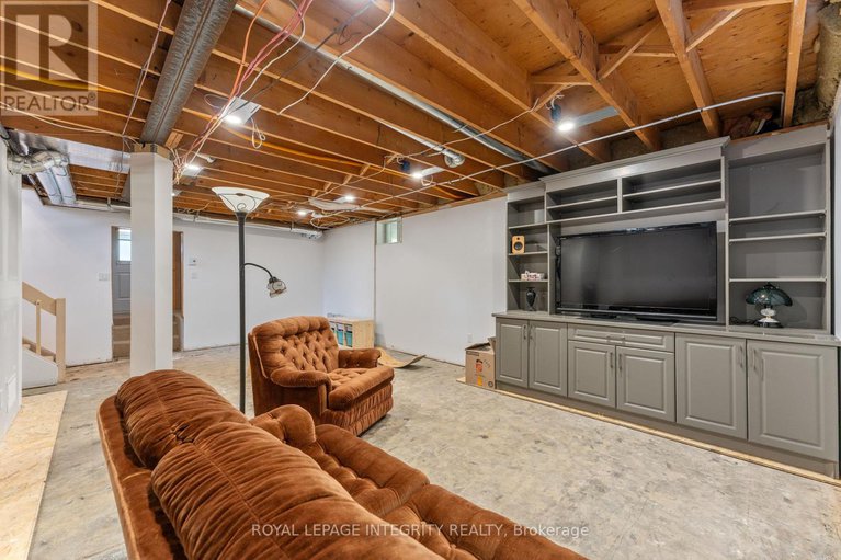28896126/2217-lapointe-street/clarencerockland-twp/clarence-rockland/ontario/K0A1E0_38