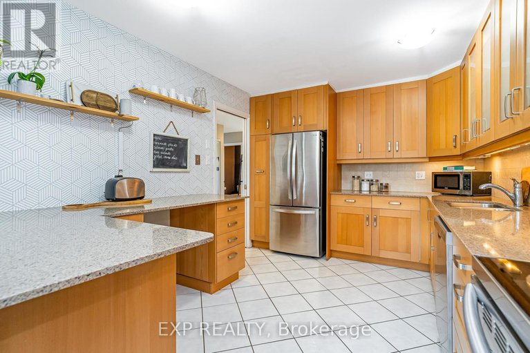 28924711/36-bethune-way/beaverbrook/ottawa/ontario/K2K1C3_13