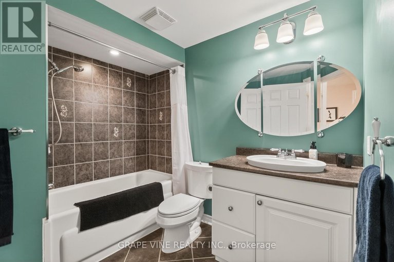 29608378/28-delamere-drive/stittsville-central/ottawa/ontario/K2S1G7_26