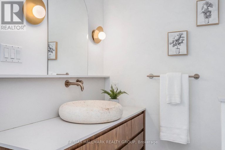 28455020/201-19-melrose-avenue/hintonburg/ottawa/ontario/K1Y1T8_24