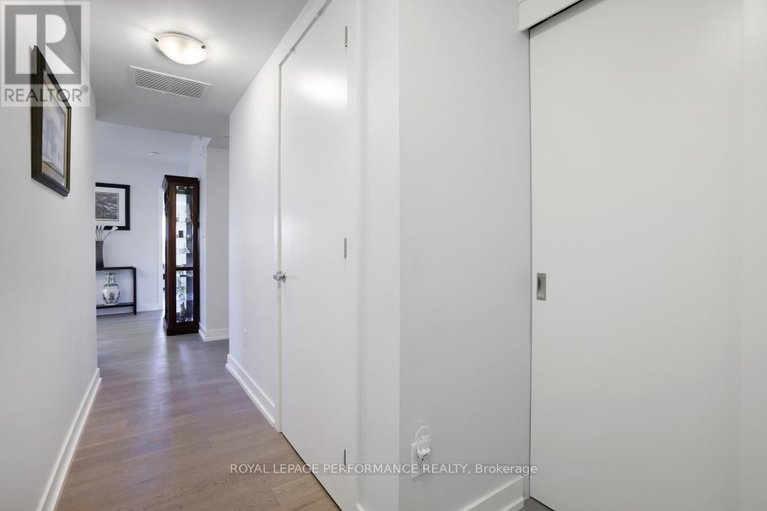 28530470/unit-308-280-herzberg-road/morgans-grantsouth-march/ottawa/ontario/K2A1H1_9