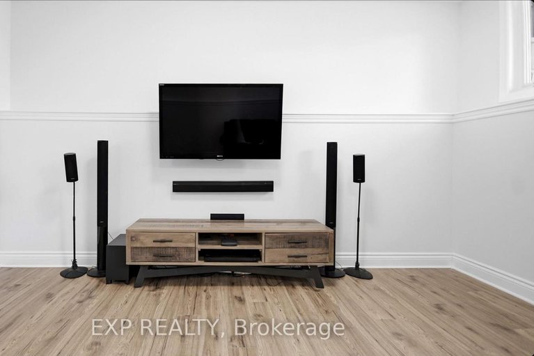 29590744/390-ann-street/almonte/mississippi-mills/ontario/K0A1A0_31