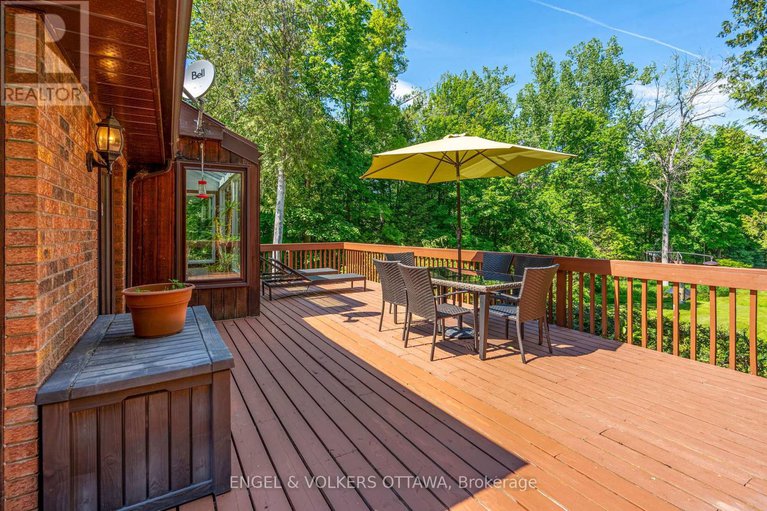 28072674/5468-torbolton-ridge-road/woodlawnmaclarens-landingkilmaurs/ottawa/ontario/K0A3M0_40