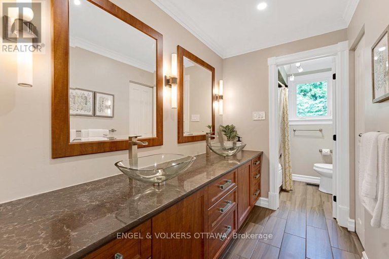 28654759/656-spruce-ridge-road/huntley-ward-south-west/ottawa/ontario/K0A1L0_17