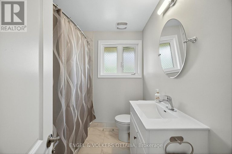 28897770/1291-notting-hill-avenue/ellwood/ottawa/ontario/K1V6T5_19