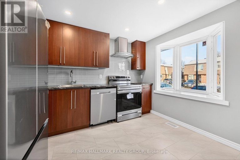 29163318/b-905-elmsmere-road/beacon-hill-south/ottawa/ontario/K1J8G4_5