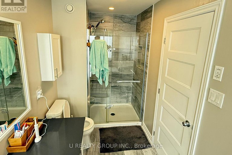 29416136/821-cedar-creek-drive/blossom-parkkemp-parkfindlay-creek/ottawa/ontario/K1T0B3_26