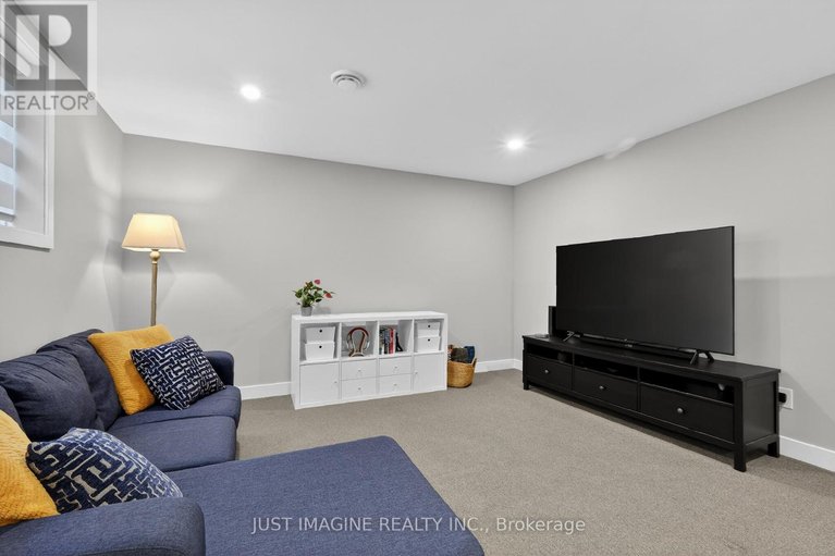 29472094/602-triangle-street/emerald-meadowstrailwest/ottawa/ontario/K2V0L8_44