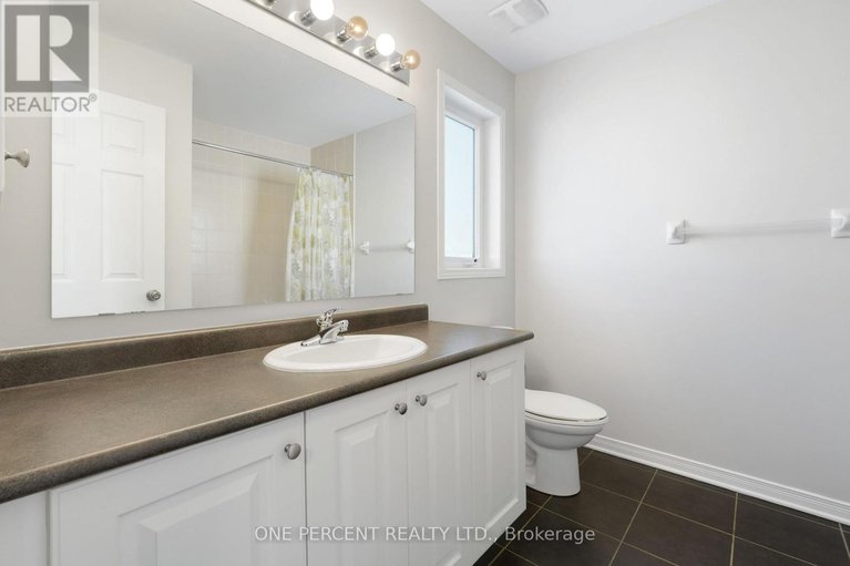 29436561/209-rolling-meadow-crescent/mer-bleuebradley-estatesanderson-park/ottawa/ontario/K1W0B1_22