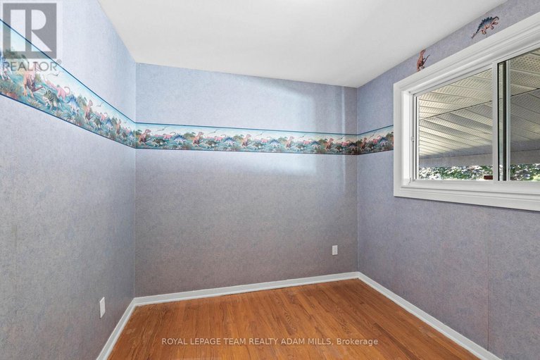 28867899/3-domus-crescent/lynwood-village/ottawa/ontario/K2H6A3_17