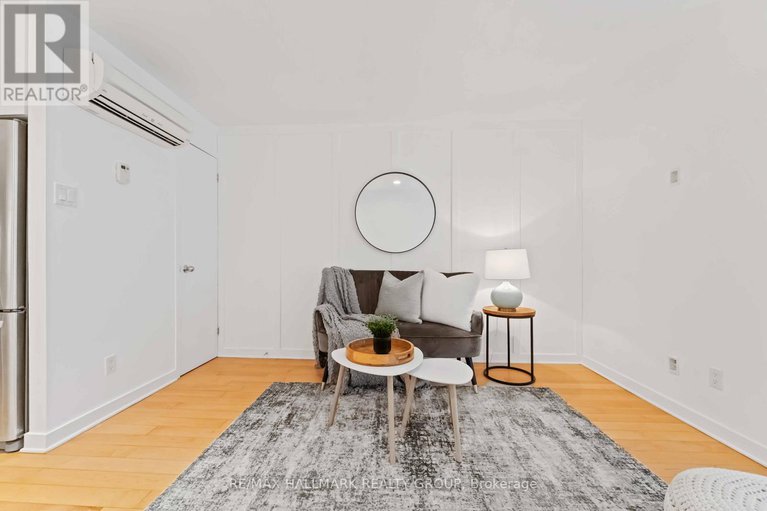 29229489/15-202-st-patrick-street/lower-townbyward-market/ottawa/ontario/K1N5K3_9