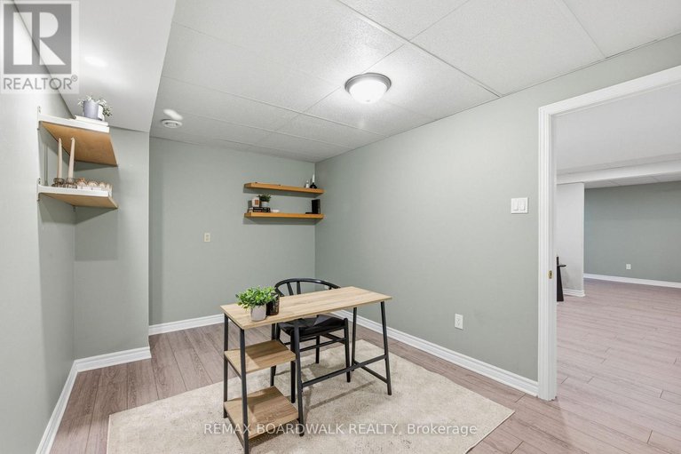 29383280/307-chestnut-private/richmond/ottawa/ontario/K0A2Z0_34