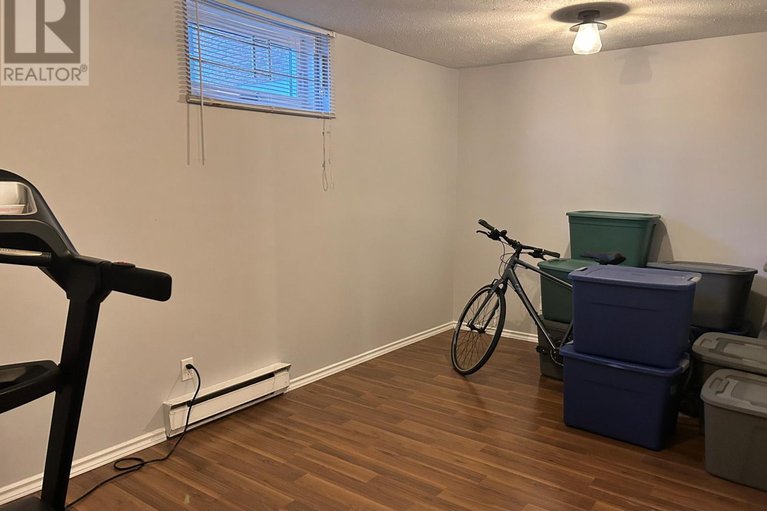 29660871/201-1835-marsala-crescent/fallingbrookpineridge/ottawa/ontario/K4A2E5_25