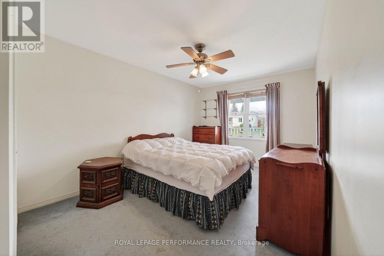 29652212/63-columbia-avenue/long-sault/south-stormont/ontario/K0C1P0_15