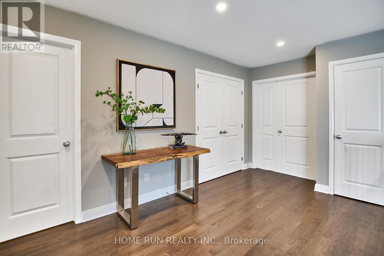 28910385/82-michael-stoqua-street/cfb-rockcliffe-and-area/ottawa/ontario/K1K5A2_32