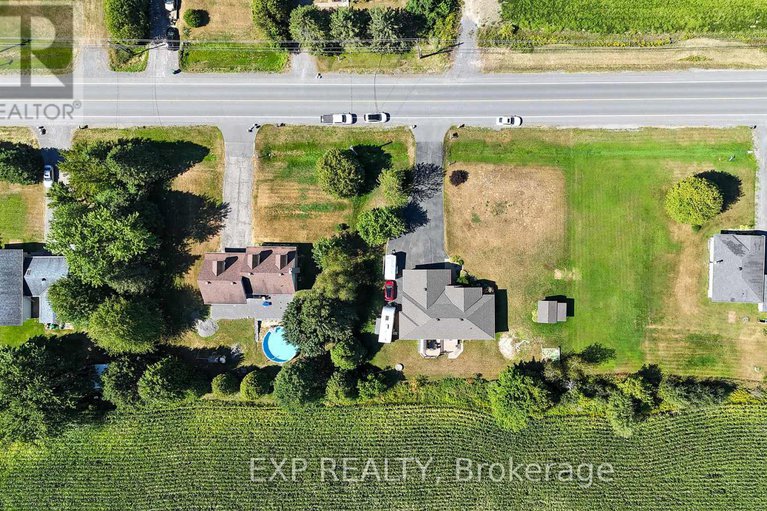 28790575/3403-gendron-road/clarencerockland-twp/clarence-rockland/ontario/K0A2A0_6