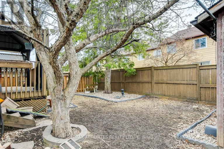 29094061/39-inwood-drive/bridlewood/ottawa/ontario/K2M1Z3_45