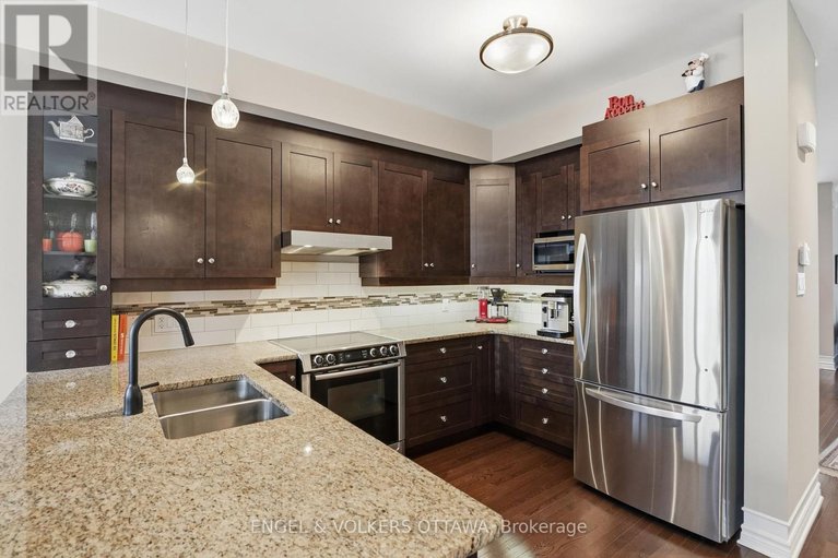 29663476/127-beatrice-drive/longfields/ottawa/ontario/K2J5A4_12