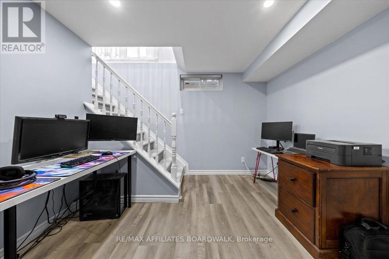 29123798/34-woodgate-way/longfields/ottawa/ontario/K2J4C9_28