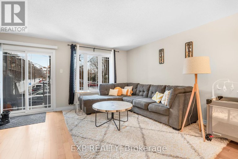 28164040/18-176-den-haag-drive/carson-meadows/ottawa/ontario/K1K2V7_15