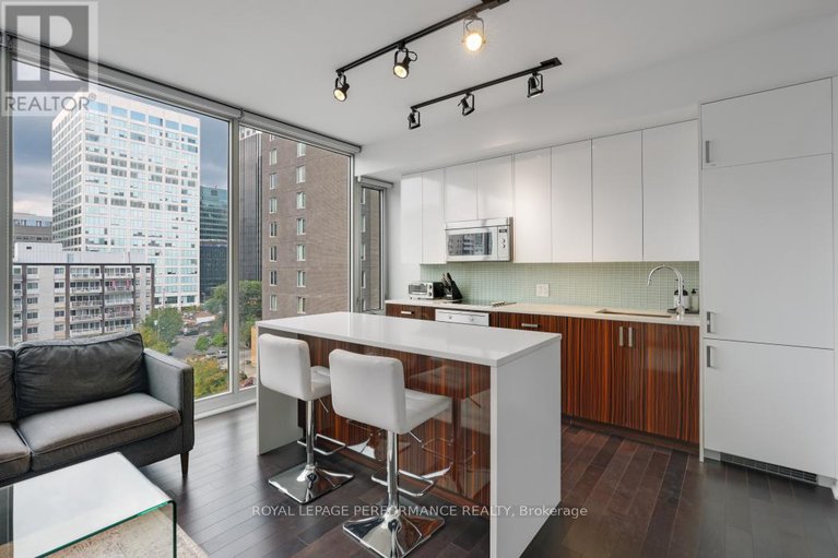 29222255/702-300-lisgar-street/ottawa-centre/ottawa/ontario/K2P0E2_11