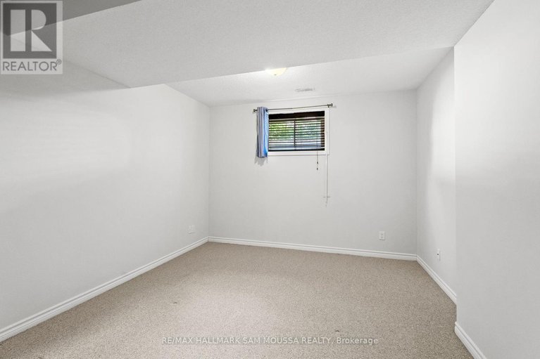 28820516/172-granite-court/emerald-meadowstrailwest/ottawa/ontario/K2M0A3_36