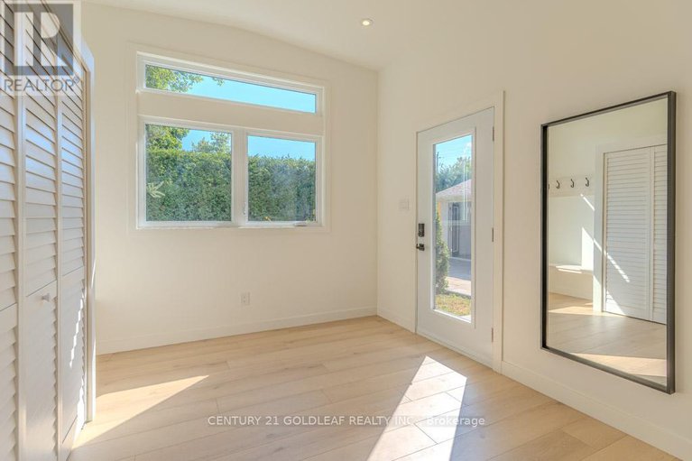 28809990/29-crownhill-street/beacon-hill-south/ottawa/ontario/K1J7K3_27