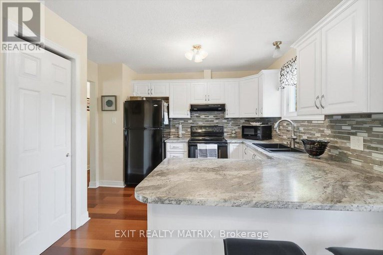 29023600/39-george-street/village-of-russell/russell/ontario/K4R1C2_11