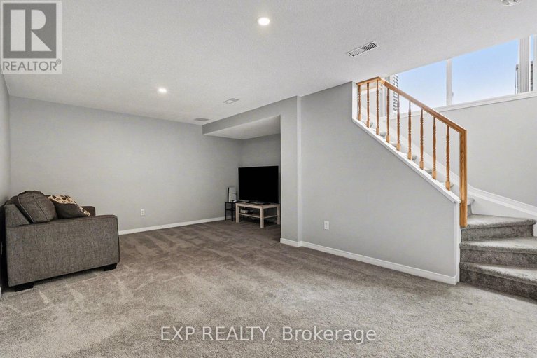 29486081/1513-demeter-street/fallingbrookgardenway-south/ottawa/ontario/K4A5C6_29