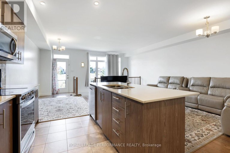 28788719/471-fernside-street/leitrim/ottawa/ontario/K1T0M1_11
