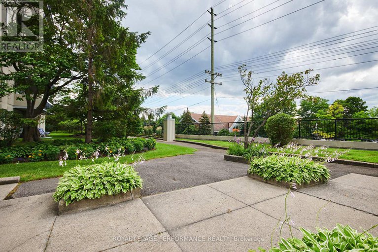 28548076/202-158-b-mcarthur-avenue/vanier/ottawa/ontario/K1L8C9_41