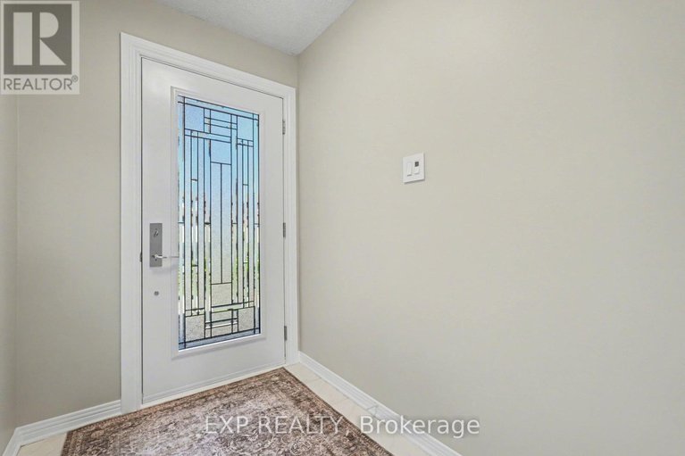 29671648/865-acadian-gardens/convent-glen/ottawa/ontario/K1C2V7_4