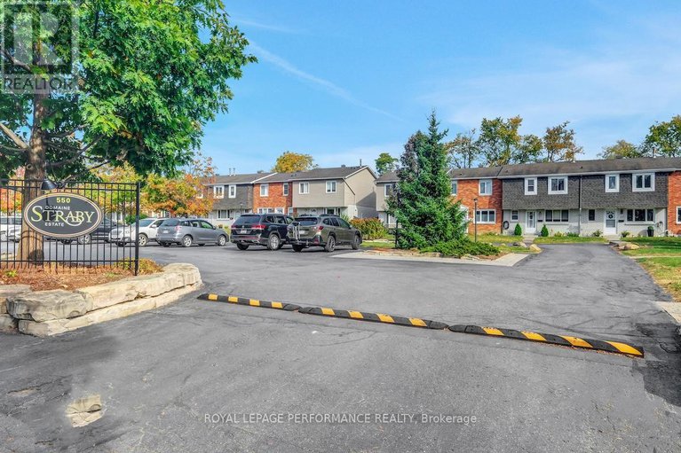 28710686/22-550-straby-avenue/overbrookcastle-heights/ottawa/ontario/K1K1H1_43