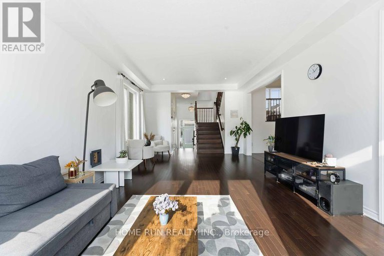 29371447/358-meadowbreeze-drive/emerald-meadowstrailwest/ottawa/ontario/K2M0K3_6