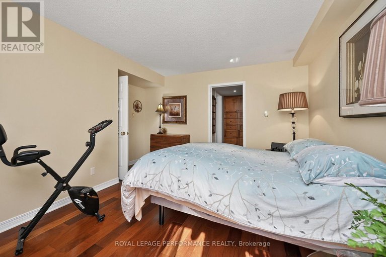 28999707/203-120-darlington-private/hunt-clubwestern-community/ottawa/ontario/K1V0X5_27