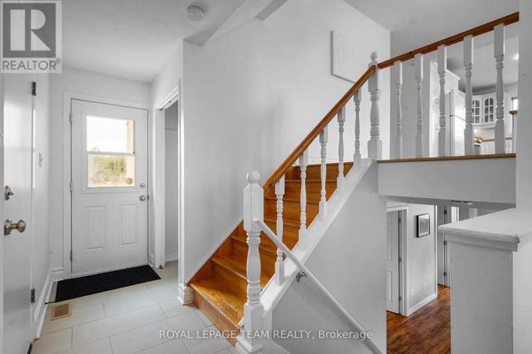 28621218/2150-8th-line-road/osgoode-twp-north-of-reg-rd-6/ottawa/ontario/K0A2P0_4