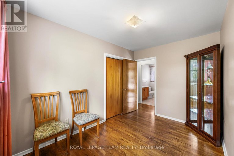 28790209/5-spring-garden-avenue/meadowlandscrestview/ottawa/ontario/K2G3B1_21