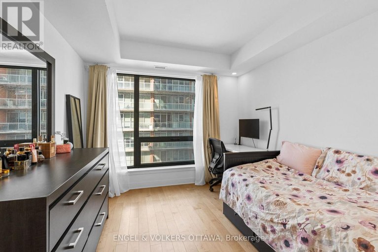 29318257/1802-180-george-street/lower-townbyward-market/ottawa/ontario/K1N0G8_22