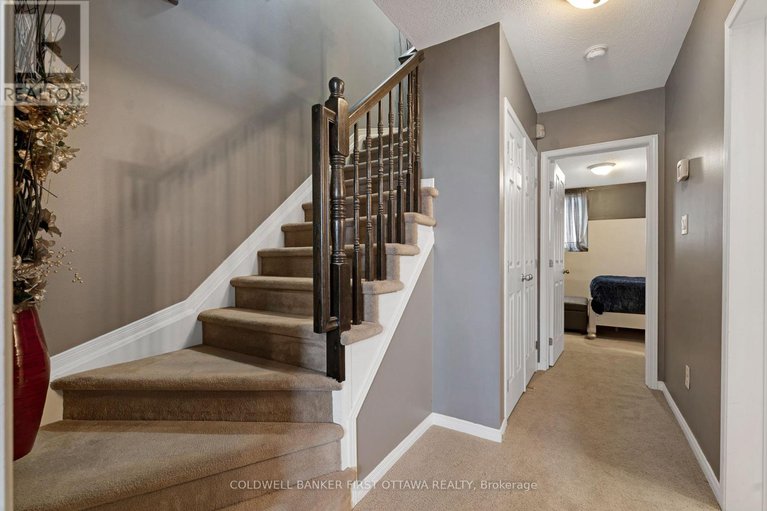 29159783/150-urbancrest-private/stonebridge/ottawa/ontario/T1P1L9_23