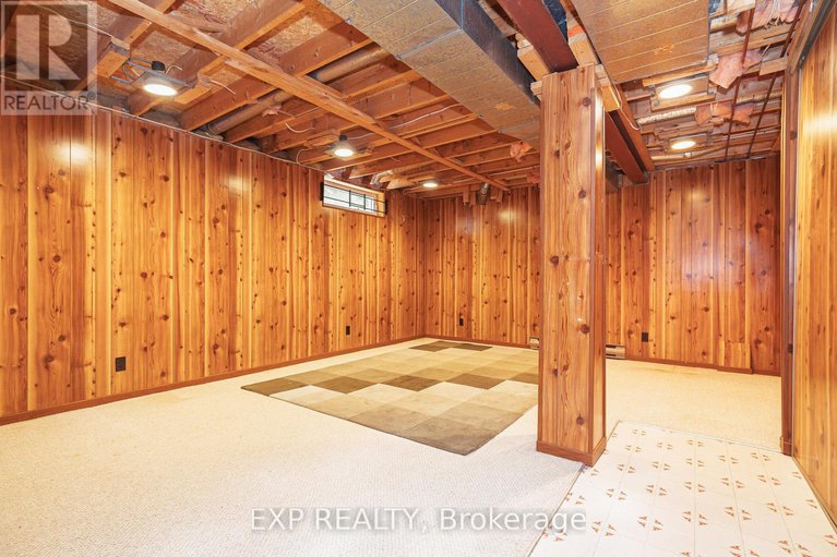 28733539/80-coolspring-crescent/borden-farmstewart-farmcarleton-heightsparkwood-hills/ottawa/ontario/K2E7M8_35