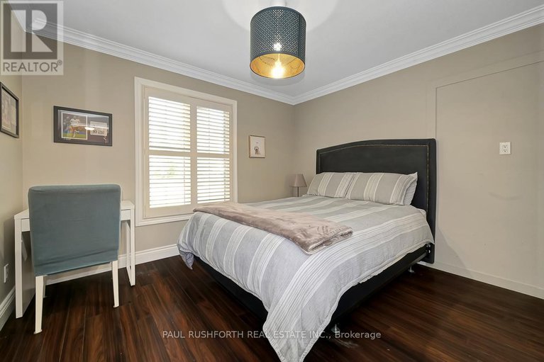 28933934/15-richland-drive/goulbourn-twp-from-franktown-rdsouth-to-rideau/ottawa/ontario/K0A2Z0_26