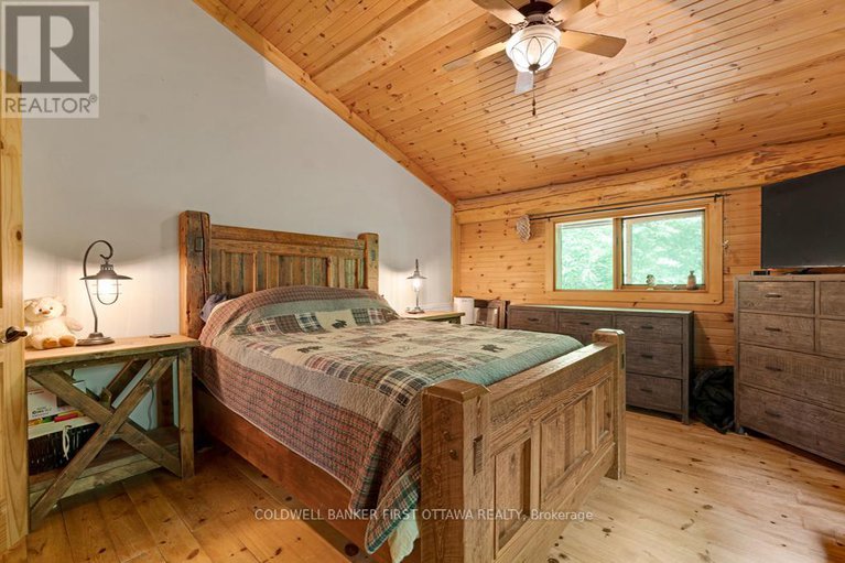 28499574/540-ski-hill-road/pakenham/mississippi-mills/ontario/K0A2X0_20