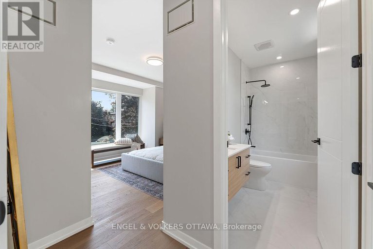 29426173/261-dovercourt-avenue/westborohampton-park/ottawa/ontario/K1Z5P5_21