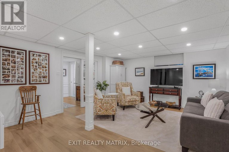 29372947/636-front-road/lorignal/champlain/ontario/K0B1K0_23