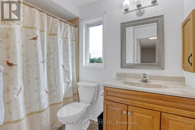28322814/33-shannondoe-crescent/bridlewood/ottawa/ontario/K2M2H1_25