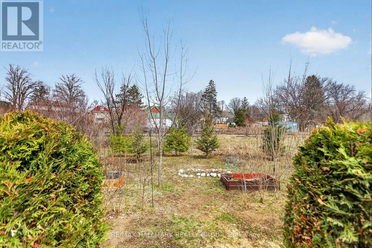 29641179/131-rivington-street/carp/ottawa/ontario/K0A1L0_46